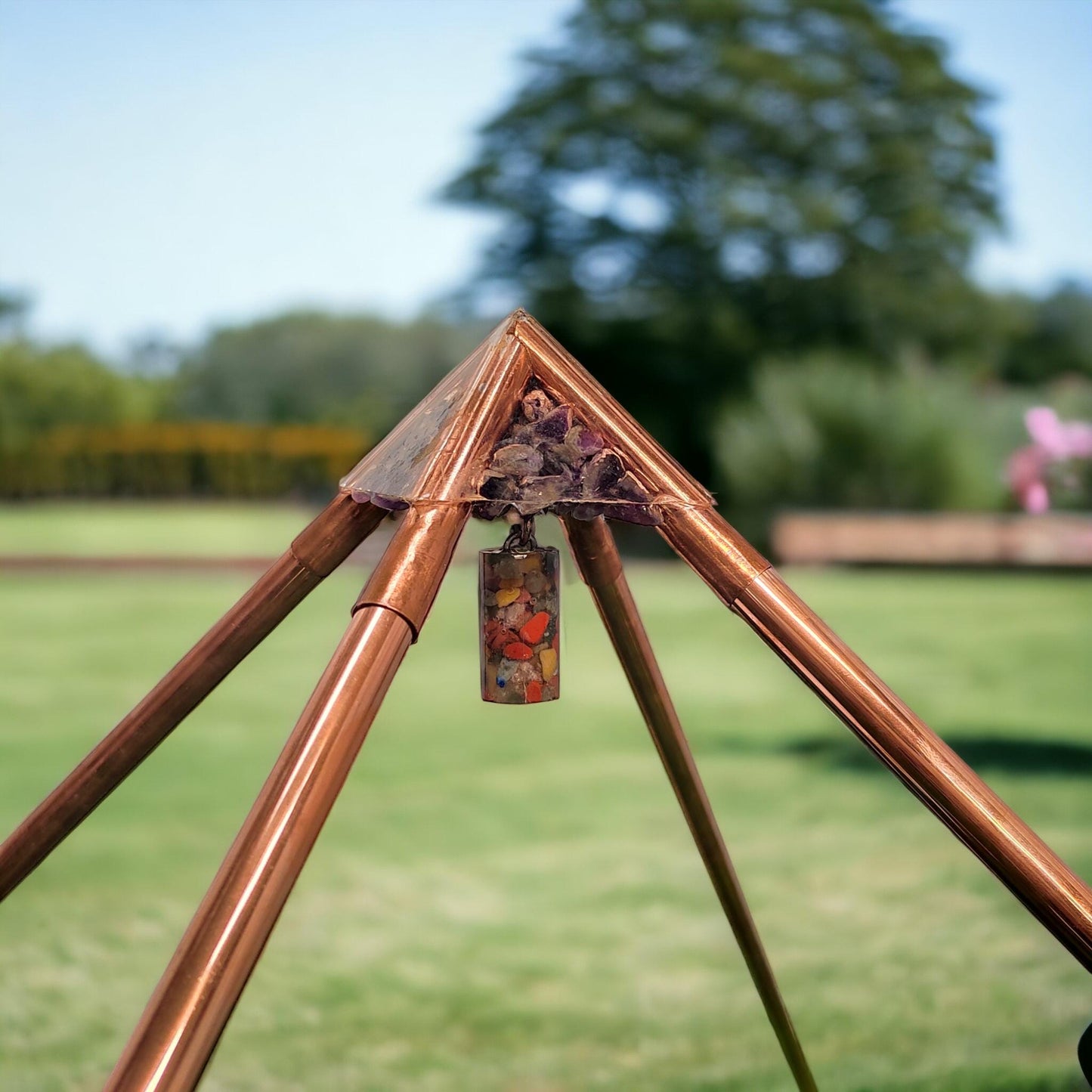 5 Feet (152.4 cm) made up of all natural Crystals Giza Copper Orgonite Pyramid For Meditation With 5 Connector And 8 Poles